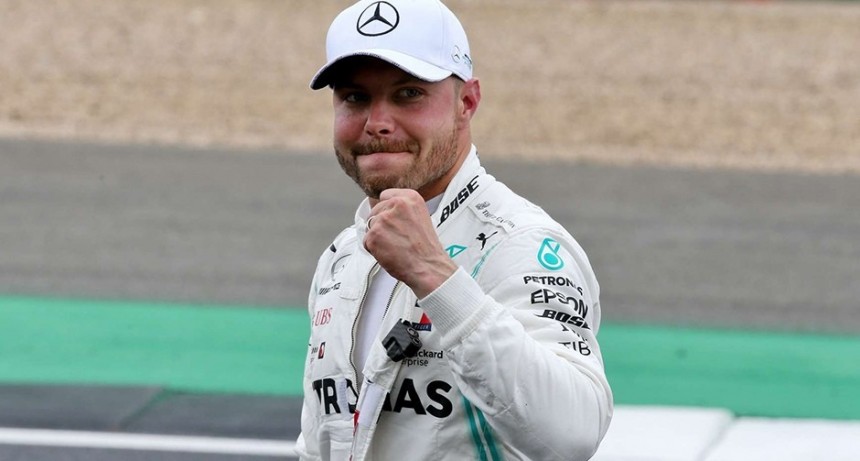 Bottas, sobre el final, se quedó con la 