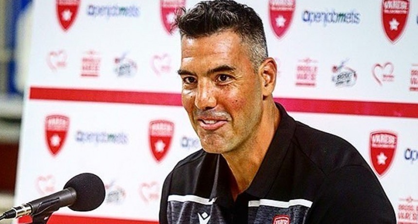 Luis Scola debuta en el Varese frente a su &uacute;ltimo equipo