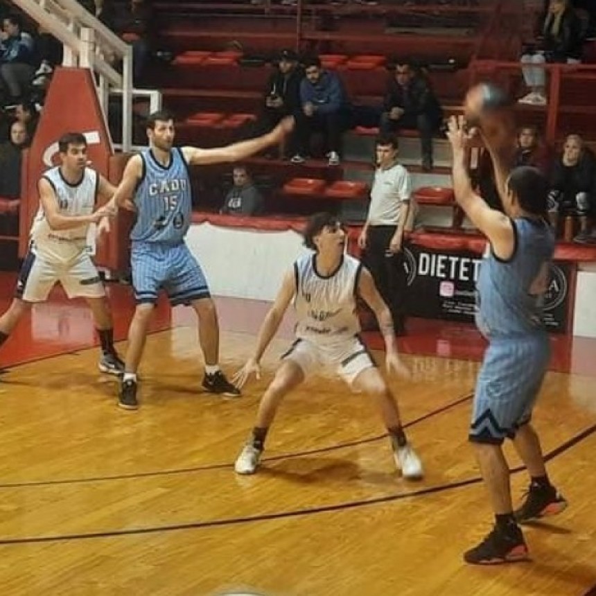 Defensores Unidos (Zarate) derrotó como local a Náutico (San Pedro) en el inicio del Pre Federal de Bonaerense 