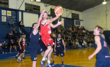 Ciudad de Saladillo recibe este domingo a Regatas de San Nicolás