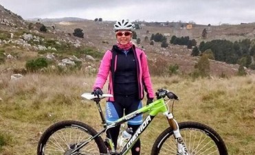 Jimena Manganiello se llev&oacute; la cuarta fecha del XCO en Tandil 