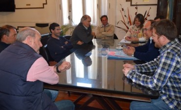 El Ing. Salomón recibió a representantes de los clubes de Rugby y Atlético Huracán