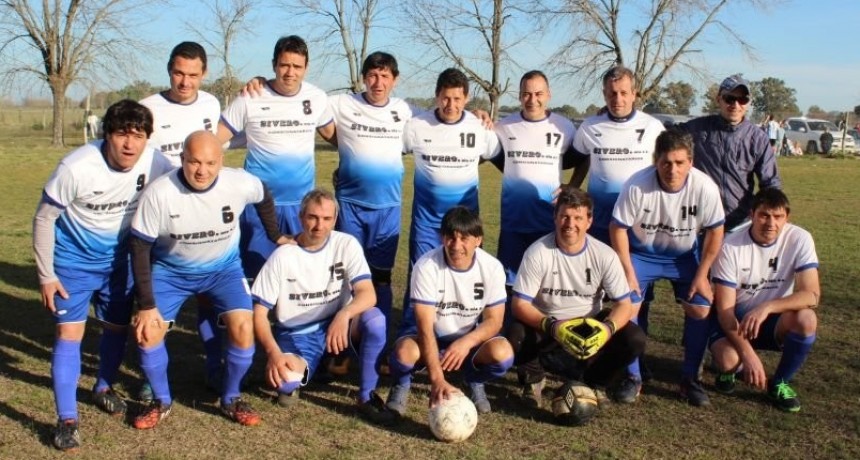 Argentino también en la punta del Torneo de Veteranos