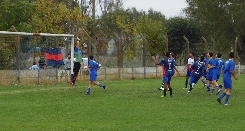 Programa y posiciones del fútbol mayor de Saladillo