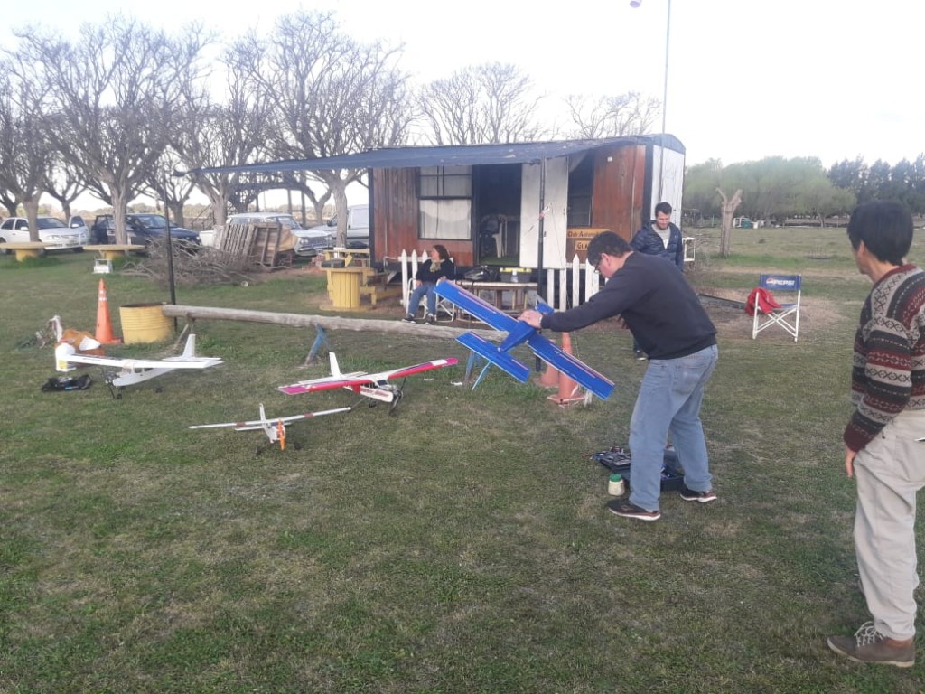 Hubo actividad de Aeromodelismo en el Saladillo Automóvil club