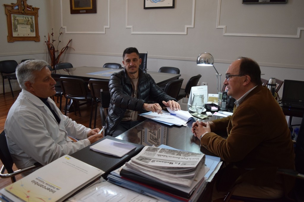 Intendente y titular del Saladillo Golf Club se reunieron en el Palacio Municipal