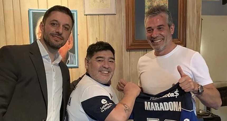 Maradona es el nuevo director técnico de Gimnasia: todos los detalles del acuerdo