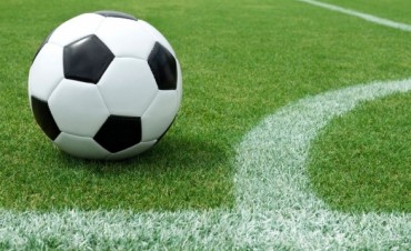 El puntero Argentino ante Hurac&aacute;n en la octava fecha del Clausura