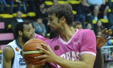 Obras volvió a la victoria ante Bahía Basket