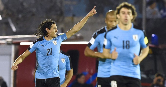 La Celeste gole&oacute; y mira a todos desde arriba