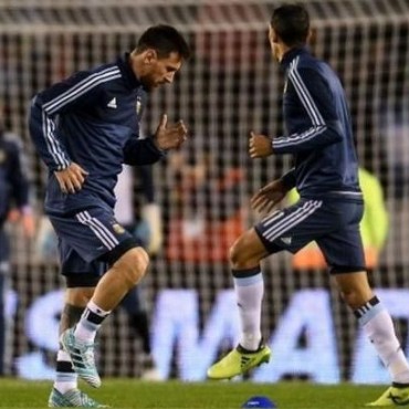 Sampaoli confirmó los once, con Mascherano en el fondo y Salvio y Acuña en el medio