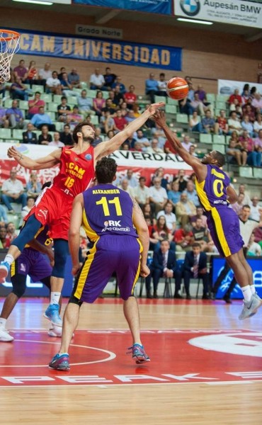 El Murcia de Marcos Delía, ganó su primera batalla europea