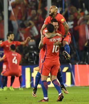Chile ganó y complica las chances de Argentina de ir a Rusia
