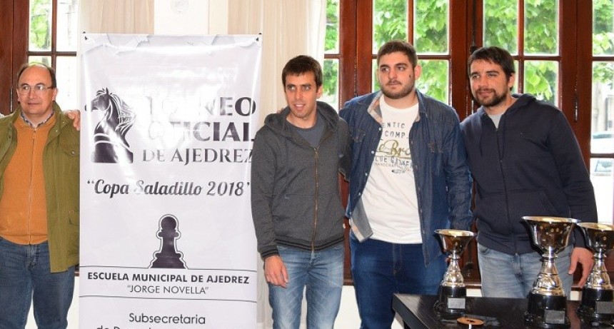 Salomón estuvo en la apertura oficial del Torneo de Ajedrez de Saladillo