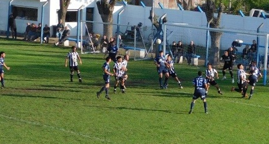Fútbol: Agónico empate de Argentino ante Comercio en el Adolfo Canteli