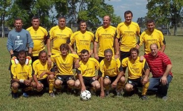 Urso, Barrancoseños, Mangrullo y Riestra son semifinalistas del Clausura