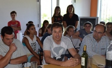 Salomón participó de un almuerzo de trabajo con integrantes de la comisión directiva del Saladillo Hockey Club
