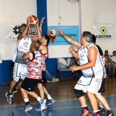 Maxi Saladillo perdi&oacute; en Jun&iacute;n por la semifinal del Regional