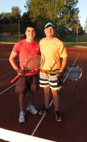 Se est&aacute; llevando a cabo Torneo de Tenis en Saladillo