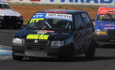 Lucas Barbalarga fue segundo en el Turismo Pista