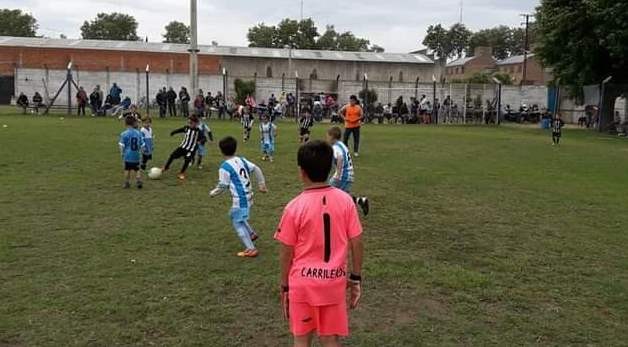 Vuelven las prácticas en Defensores de Del Carril