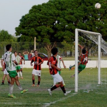 Hoy juegan La Campana con Deportivo y Oro Verde ante Jóvenes Alvearenses