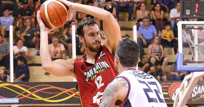 San Martín venció a San Lorenzo en duelo de líderes 