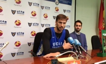El UCAM Murcia de Marcos Delía encadenó su tercer triunfo europeo consecutivo