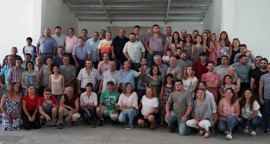 Despedida del año en Cazón con funcionarios y Periodistas