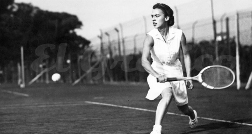  Tenis: Cuando los deportes de el&iacute;te llegan al pueblo...