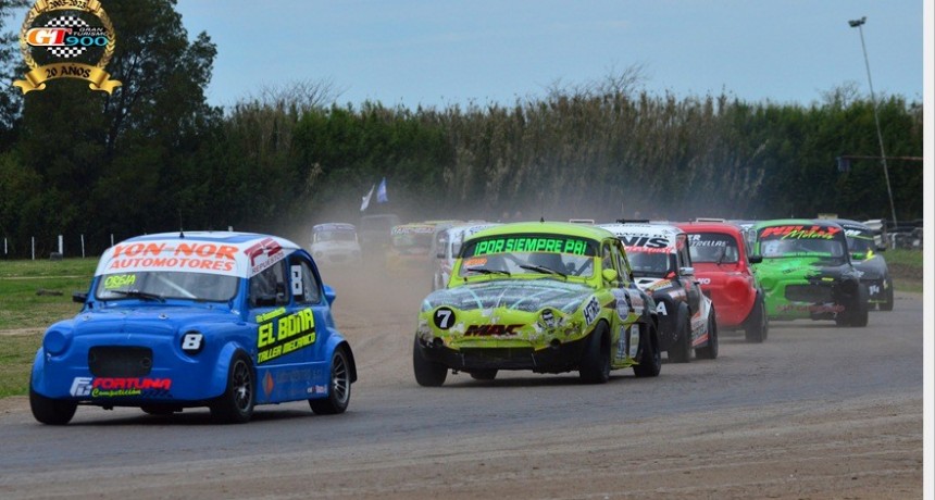 Ale Buonanduci finalizó tercero en el campeonato del GT900